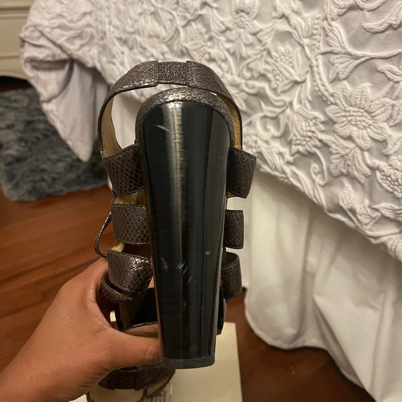 Gorgeous Coach Metallic platform pumps! - Picture 6 of 8